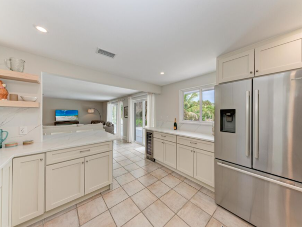 4-Bedroom Home with Private Dock in Anna Maria Island